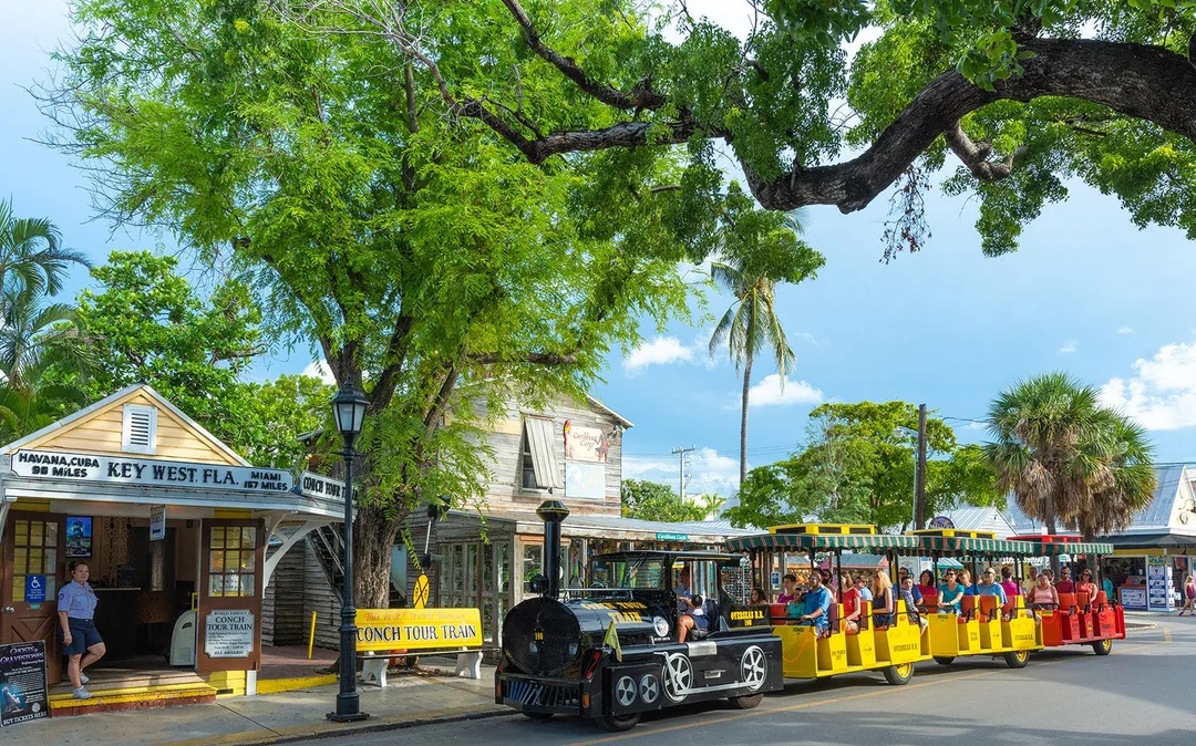 Guided Conch Tour Train in Key West Image 7