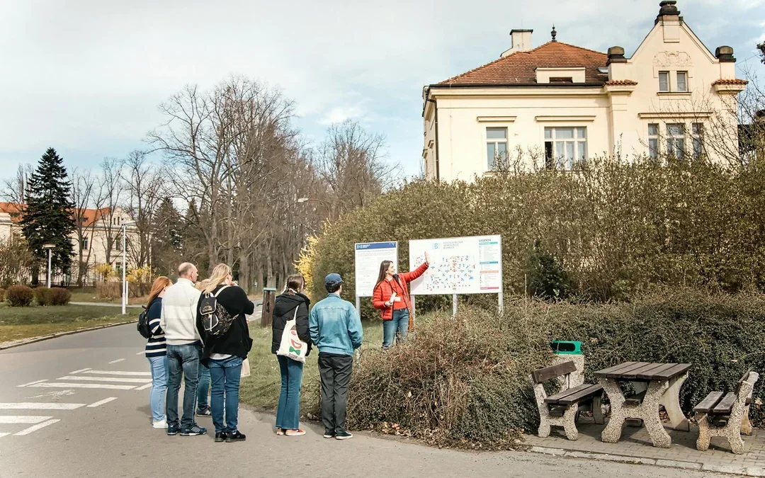 Guided Tour of Bohnice Psychiatric Hospital and Abandoned Cemetery in Prague Image 1