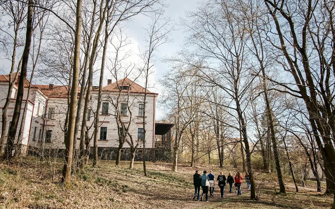 Guided Tour of Bohnice Psychiatric Hospital and Abandoned Cemetery in Prague Image 9