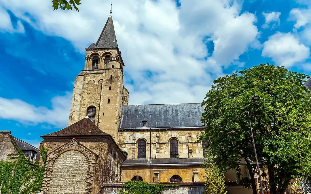 Guided Walking Tour of Saint-Germain-Des-Prés Image 3