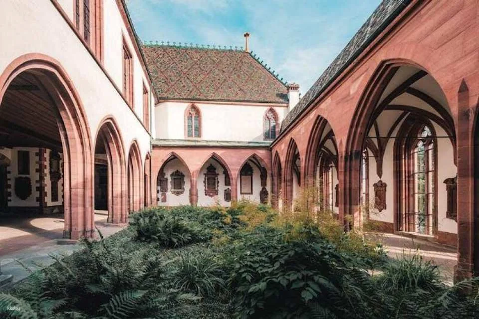 Guided walking tour through Basel´s Old Town