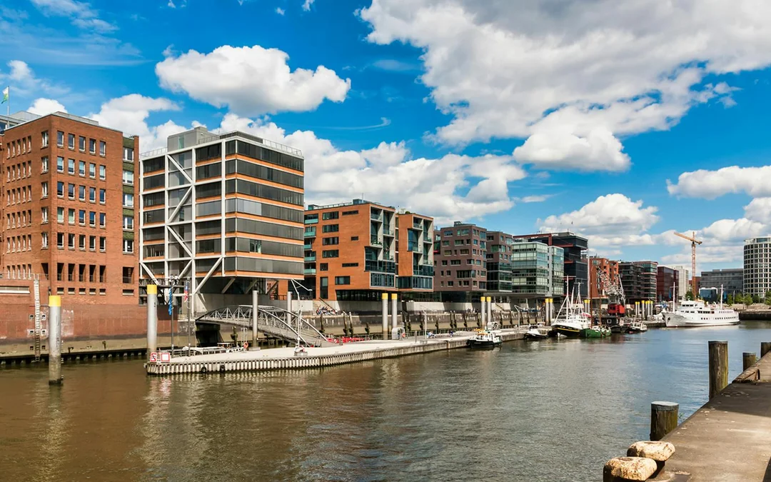 Hamburg: 3-Hour Food Tour of HafenCity with Elbphilharmonie Plaza Access Image 3