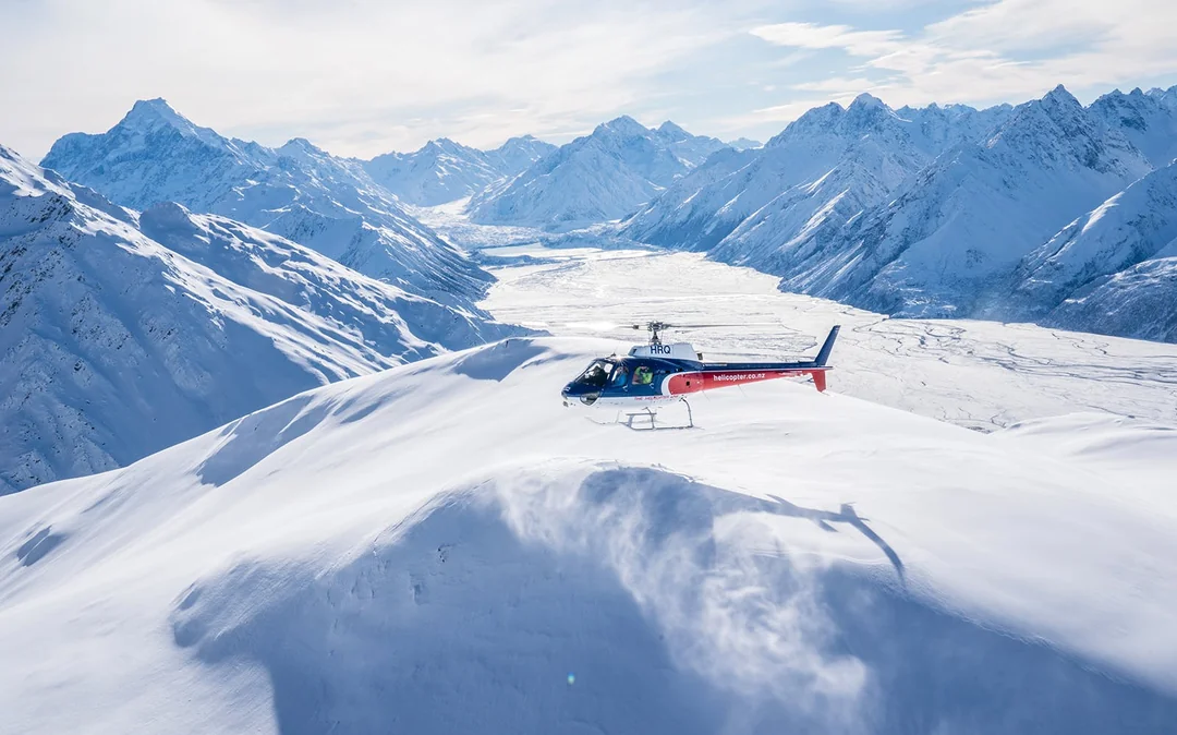 Helicopter Tour of Mount Cook with Alpine Landing Image 3