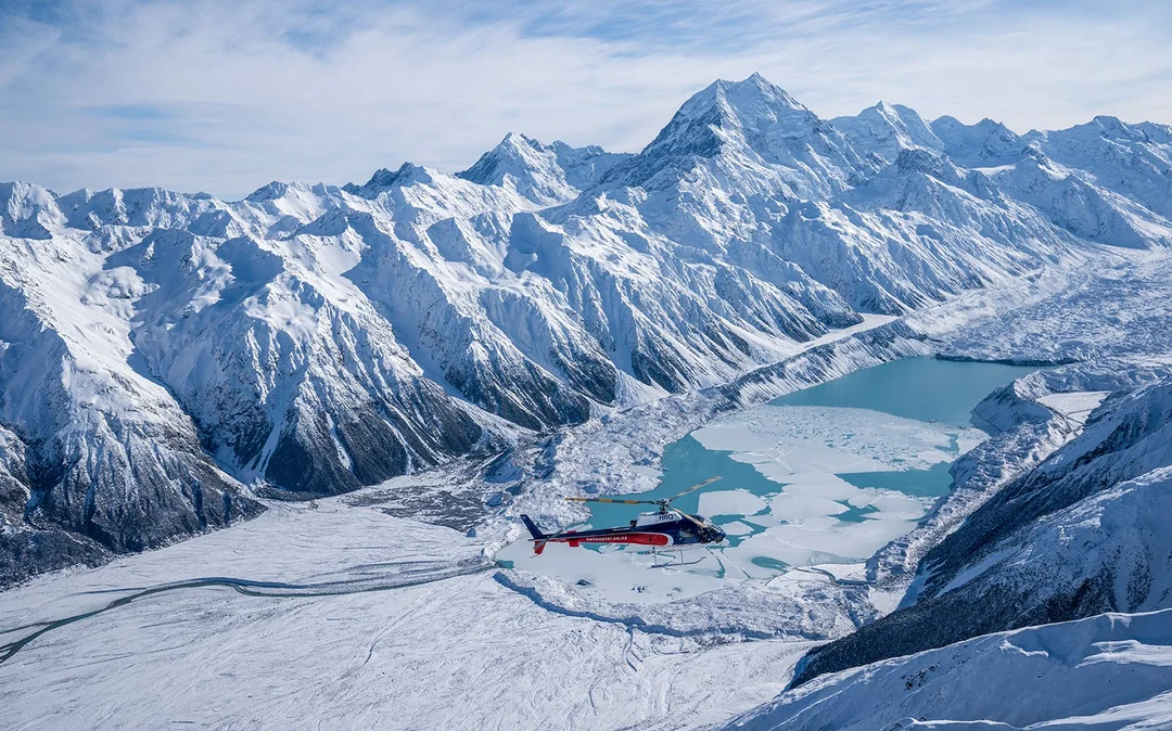 Helicopter Tour of Mount Cook with Alpine Landing Image 10
