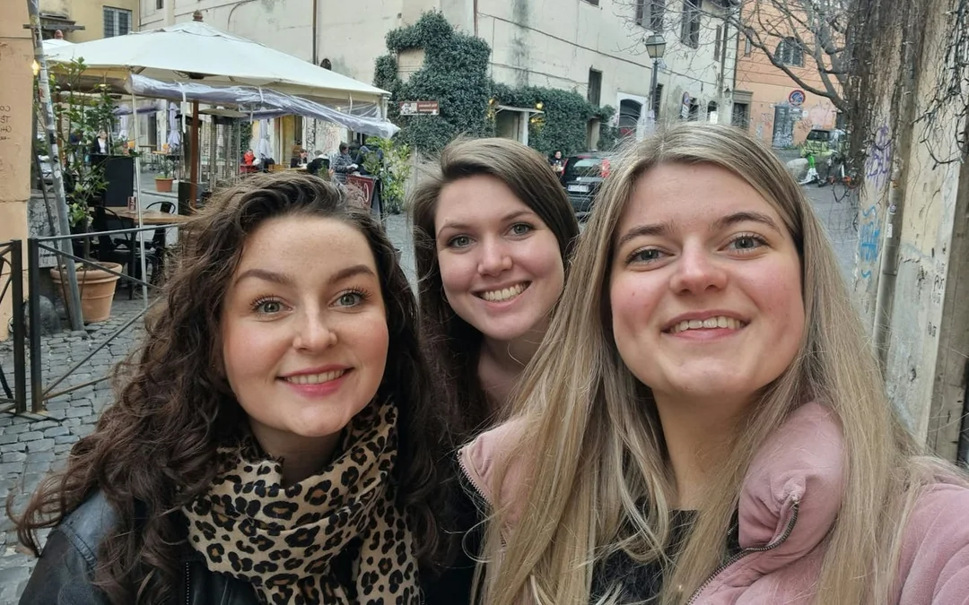Hidden Gems of Trastevere: Self-Guided City Exploration Game Image 1