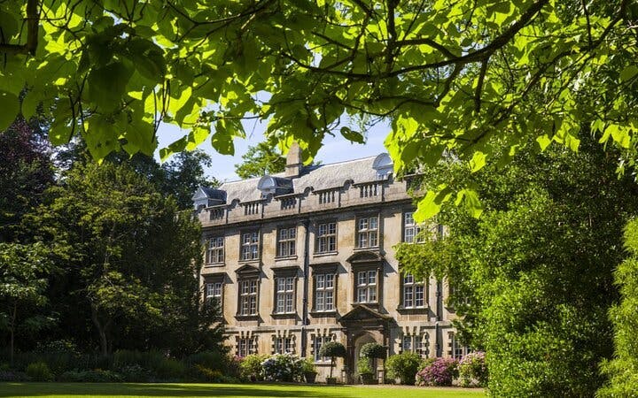Highlights of Cambridge: Self-Guided City Exploration Game Image 1