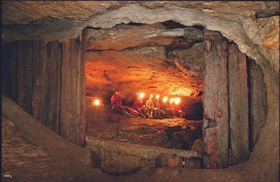 Hölloch Cave Parcours Muotathal