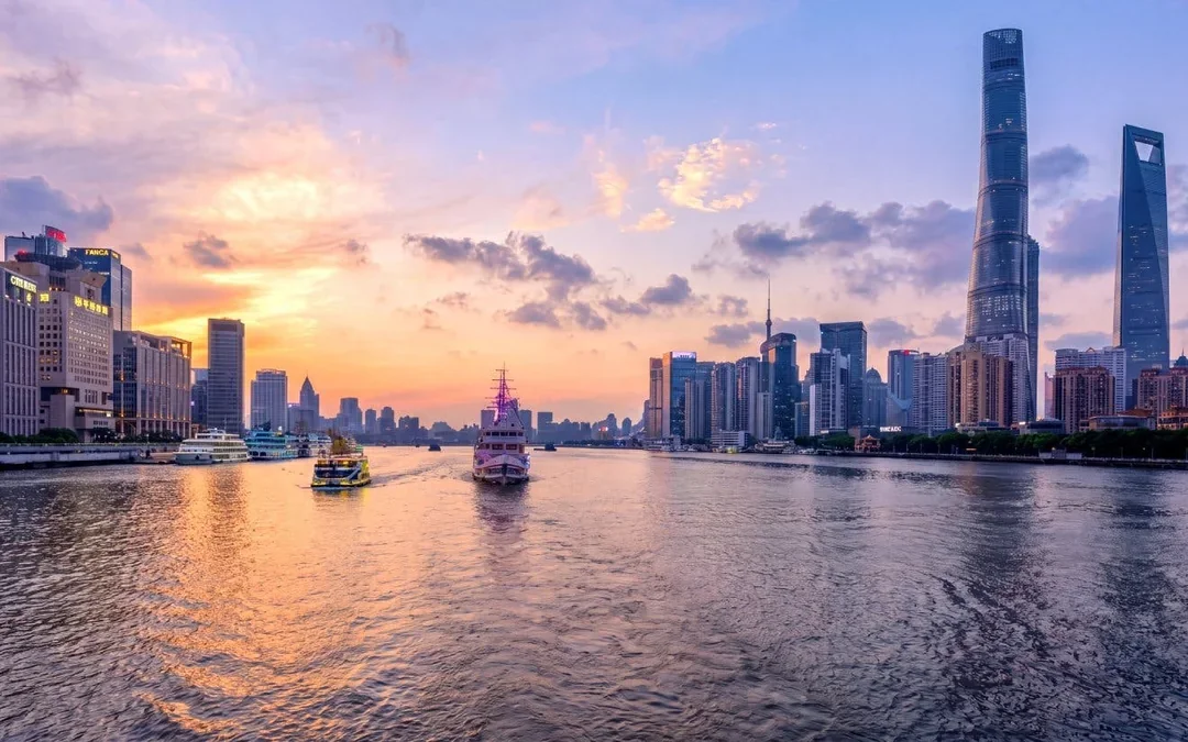 Huangpu River Cruise + Shanghai Guanfu Museum Entry Image 4