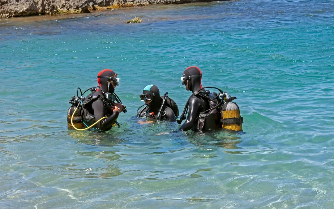 Ibiza Small-Group Beginner Scuba Diving with Instructor and Snorkeling Image 2