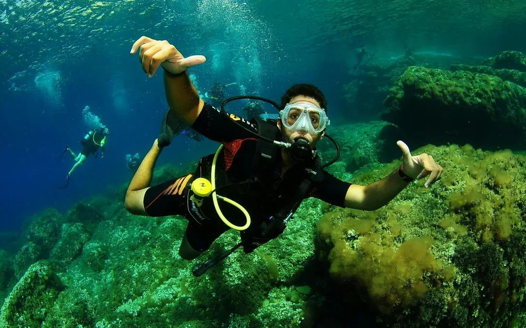 Ibiza Small-Group Beginner Scuba Diving with Instructor and Snorkeling Image 7