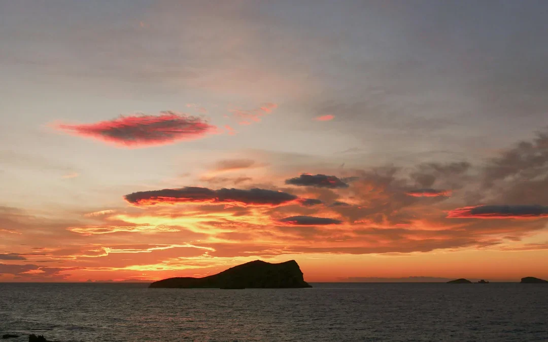 Ibiza Sunset Beach-Hopper Cruise with Water Sports and Unlimited Drinks Image 5