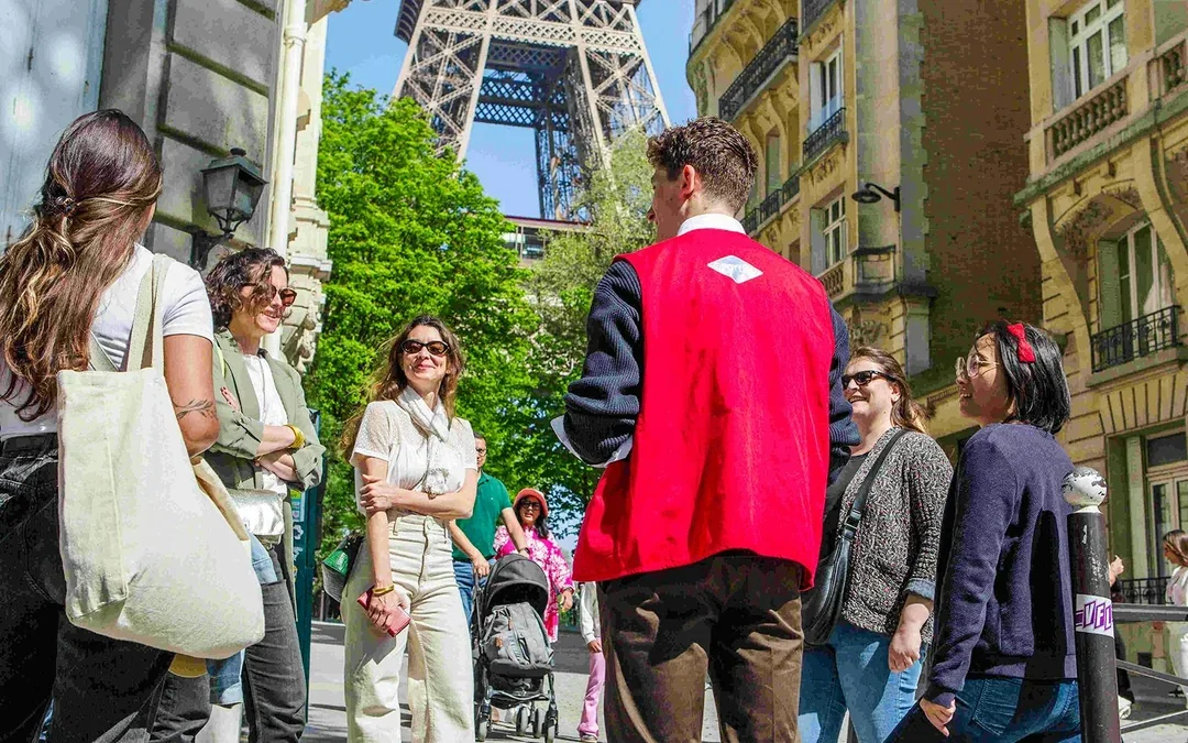 Illumination Tour of Paris and Eiffel Tower Summit (Reserved Access) Image 8