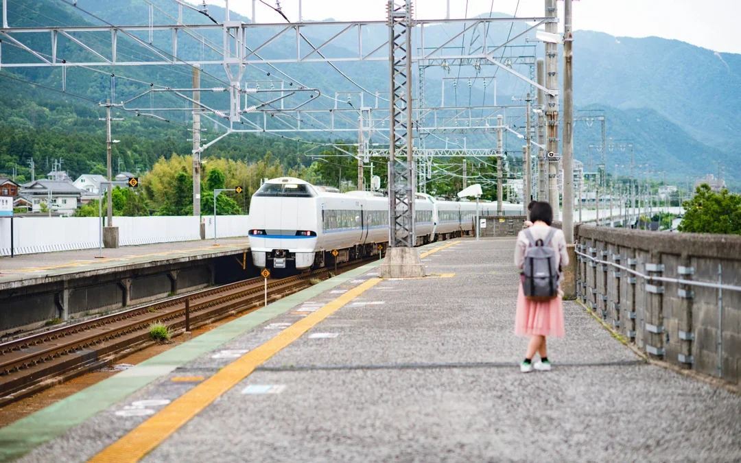 JR Thunderbird Hokuriku One-way Ticket Image 6