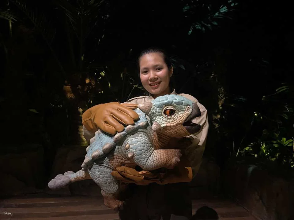 Jurassic World Bangkok: The Experience at Asiatique The Riverfront | Thailand