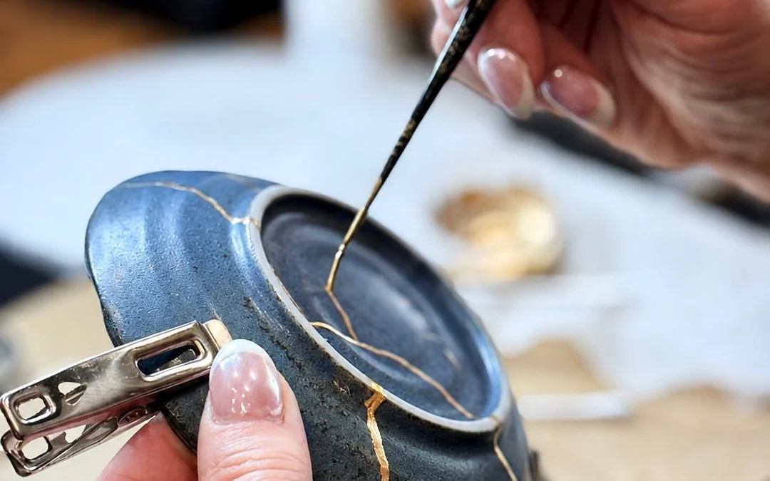 Kintsugi Workshop in Shibuya: Small-Group Japanese Pottery Repair Class with Matcha and Sweets Image 8