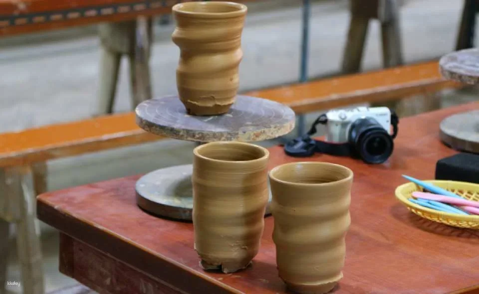Jeju Seongjido Pottery Experience (advance reservation required)