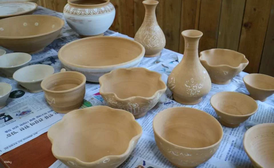 Jeju Seongjido Pottery Experience (advance reservation required)
