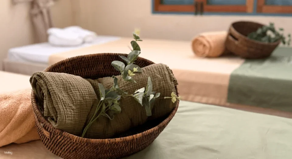 SAANTI Thai massage (Songwat) | Bangkok