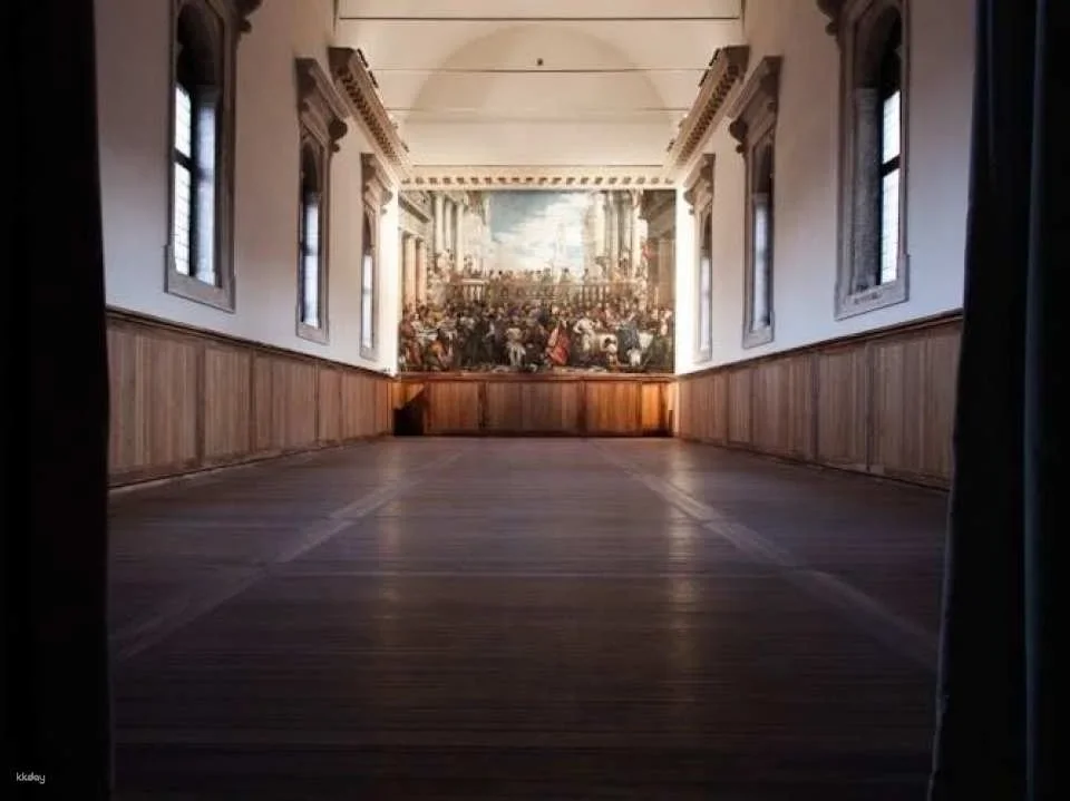Giorgio Cini, Borges Labyrinth and Vatican chapels tour with audio guide