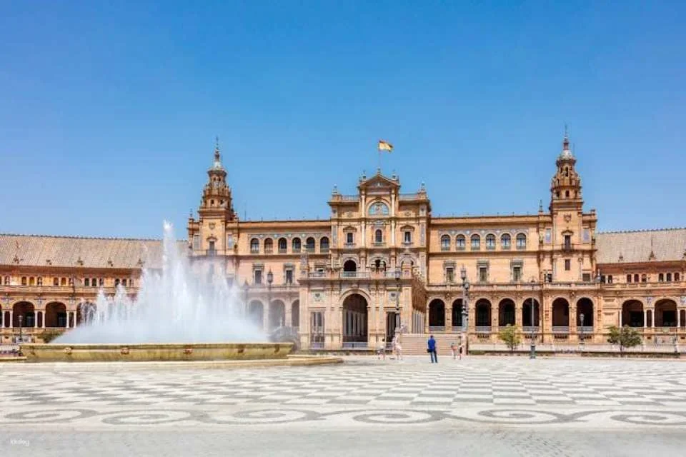 Seville city transfer - Seville at your own pace