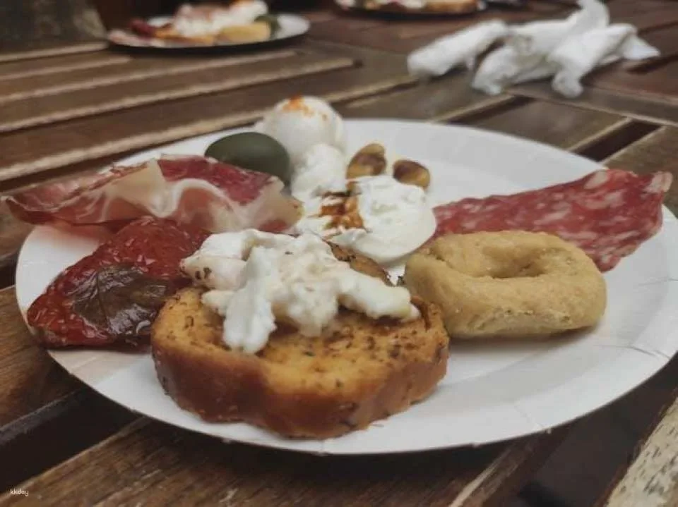 Bari street food and rickshaw tour