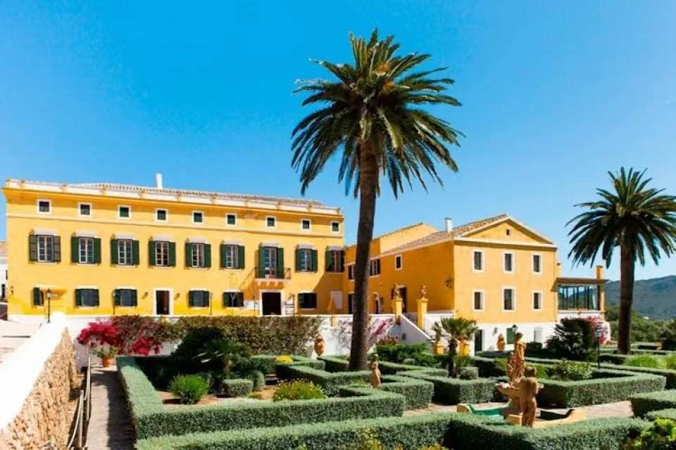 Menorcan historic estate and Natural Science Museum at Binissuès
