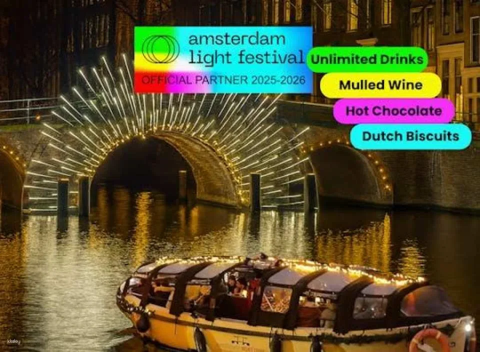 Light Festival Cruise with Open Bar and Mulled Wine in Amsterdam