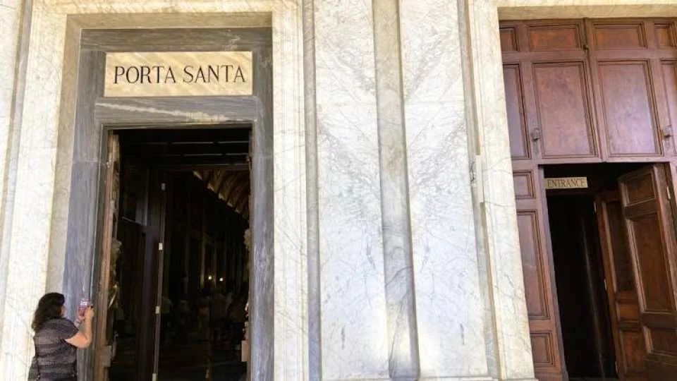 Santa Maria Maggiore Basilica with Dome and Underground guided tour