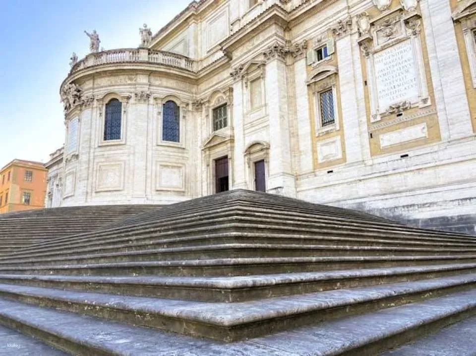 Santa Maria Maggiore Basilica with Dome and Underground guided tour