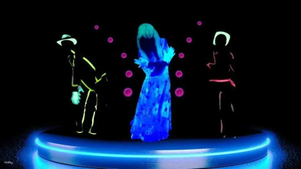 Black light theatre show in Prague "Images of Love"
