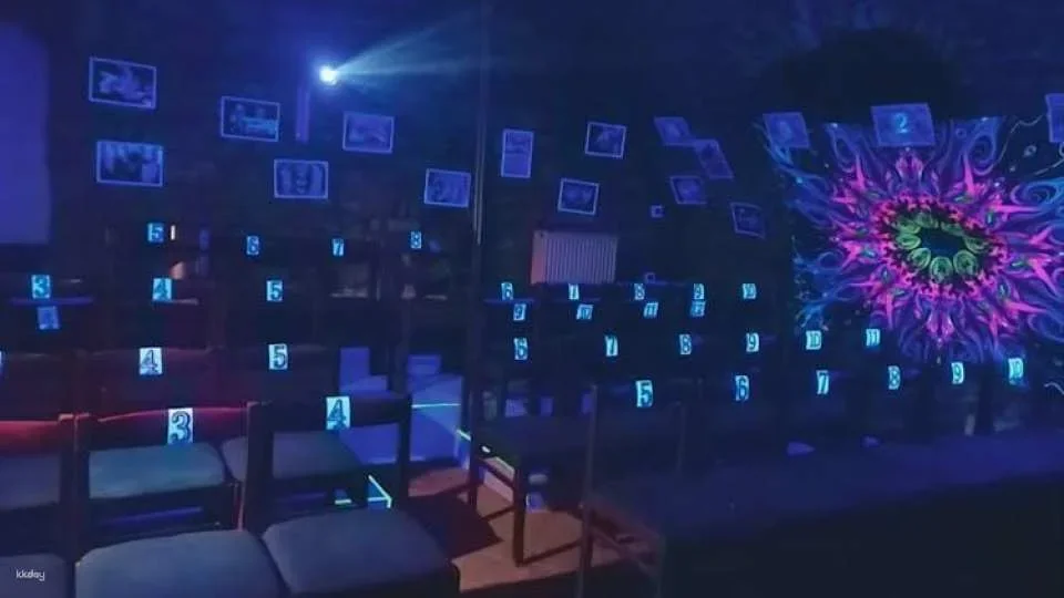 Black light theatre show in Prague "Images of Love"