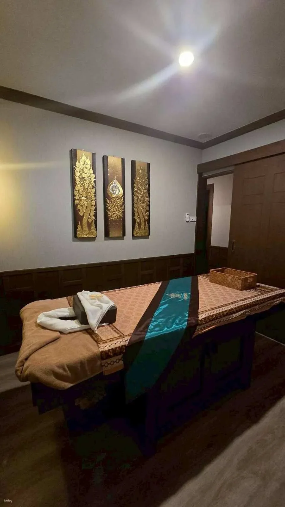 Siam Serene Surawong Massage
