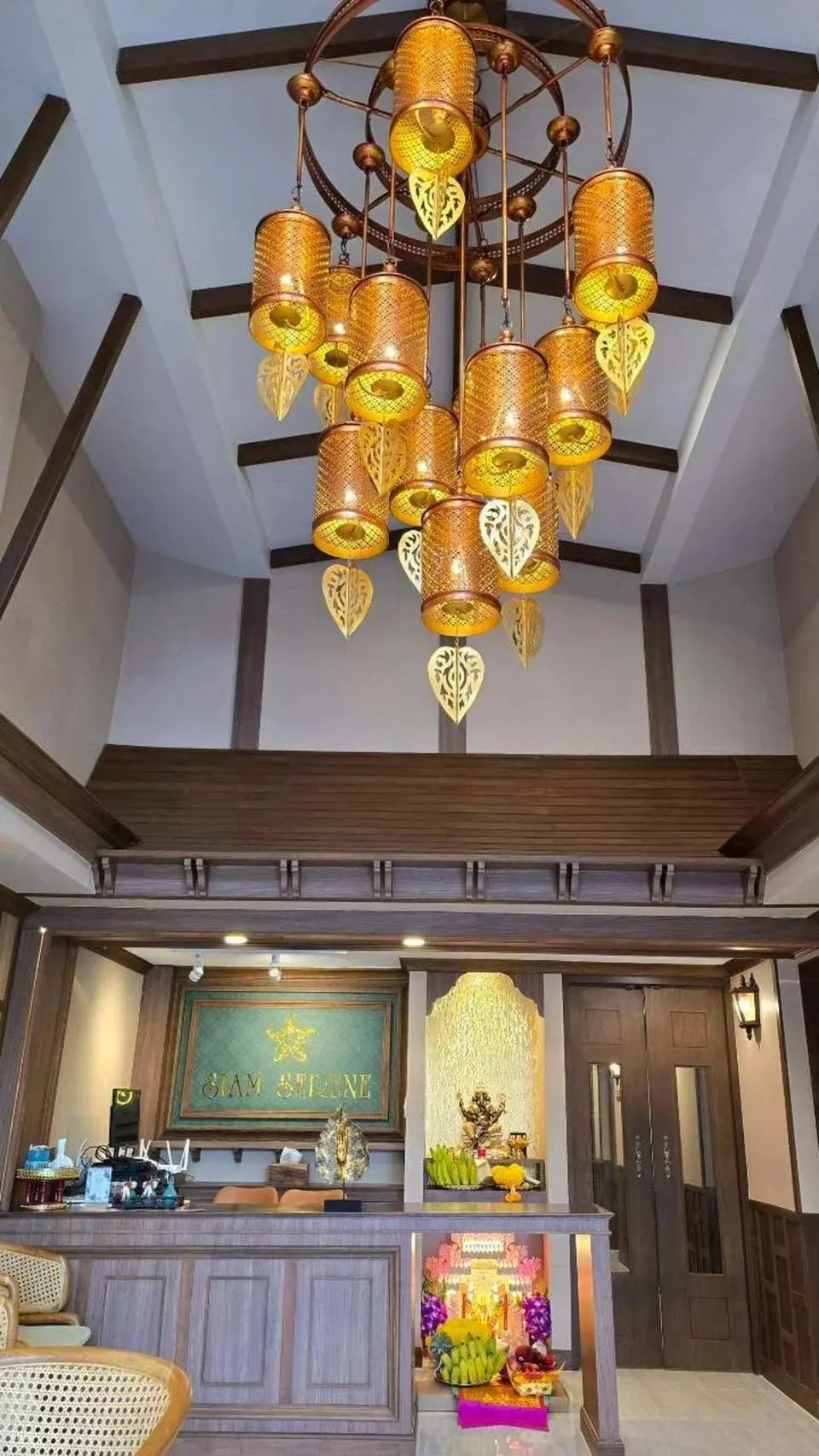 Siam Serene Surawong Massage