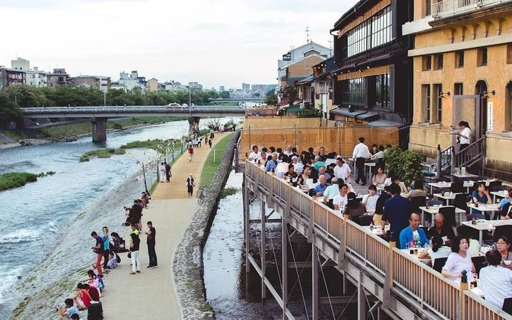 Kyoto Night Food Walking Tour: 3-5 stops, 10+ Local Dishes Image 9