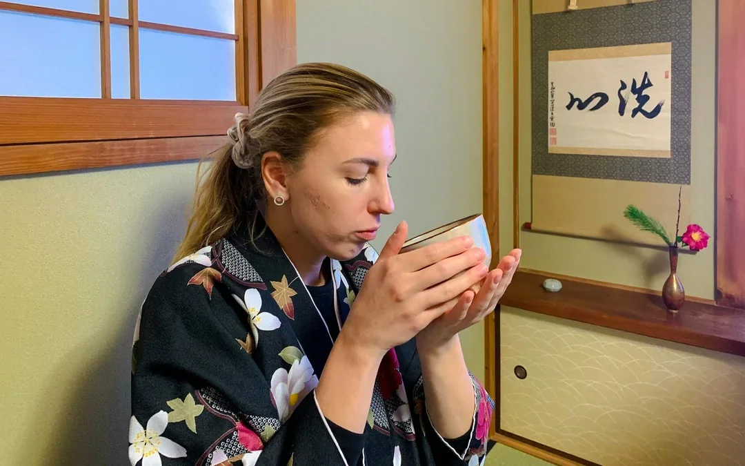 Kyoto Ninenzaka Area: Tea Ceremony Experience in a 150-Year-Old Townhouse Image 1