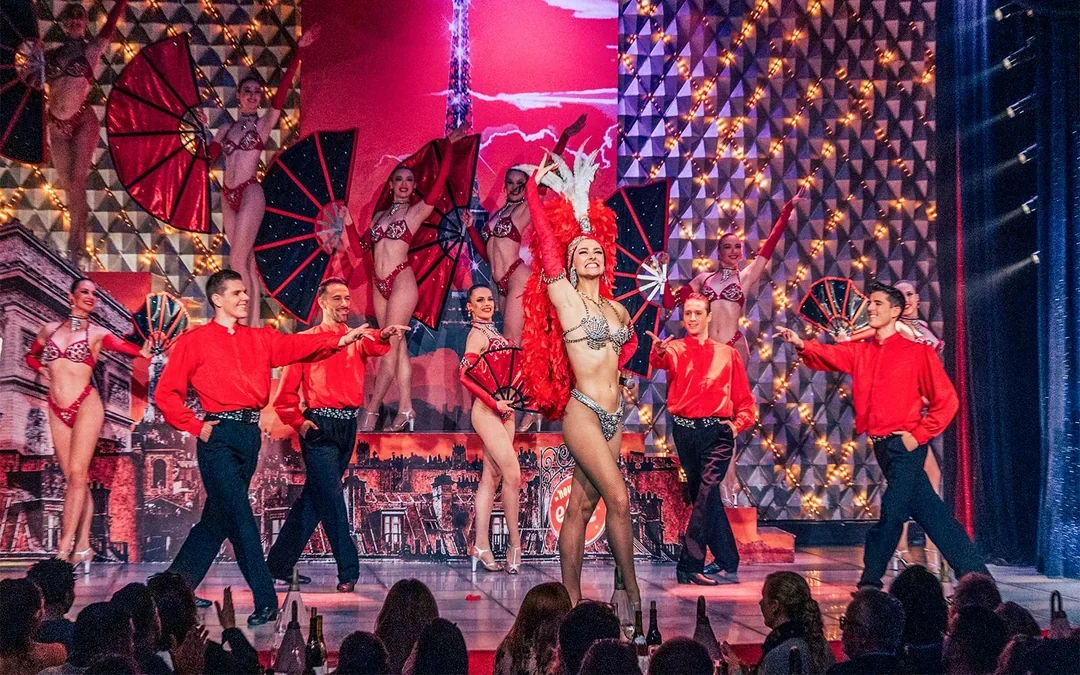 La Nouvelle Eve Cabaret Show with Dinner Image 2