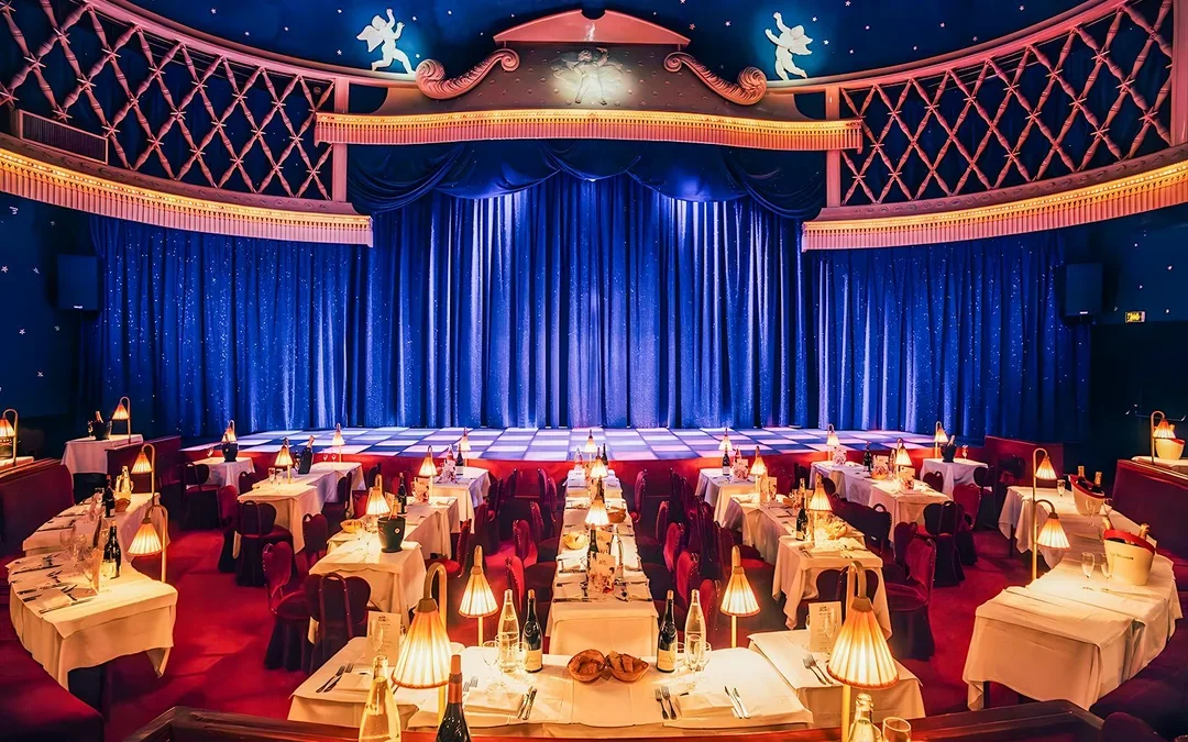 La Nouvelle Eve Cabaret Show with Dinner Image 5