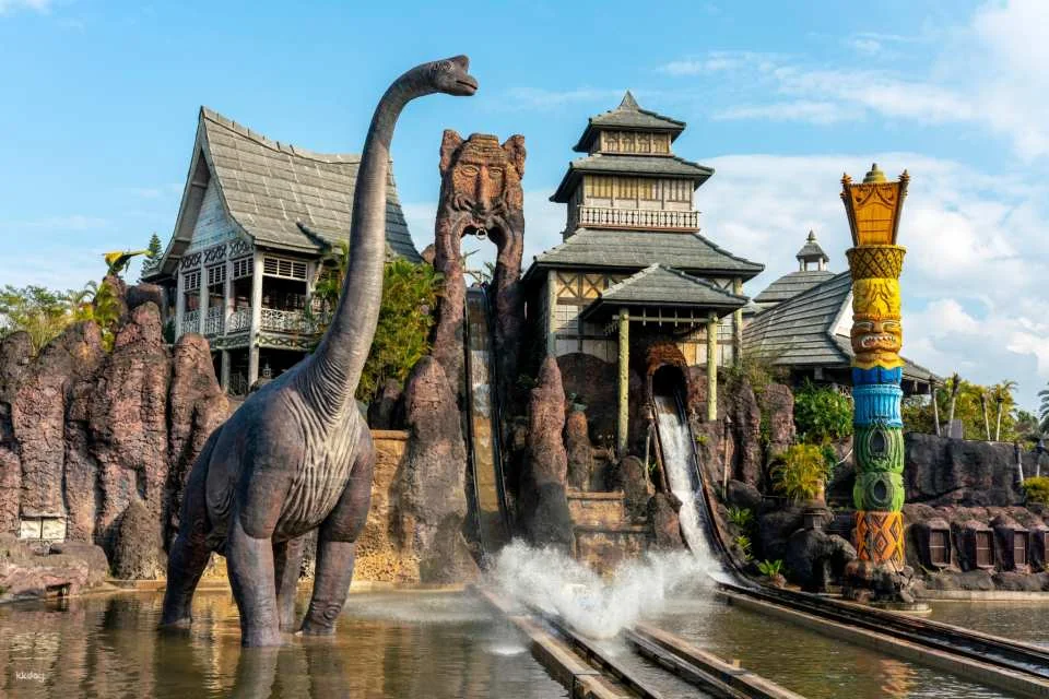 Leofoo Village Express Shuttle & Ticket Package