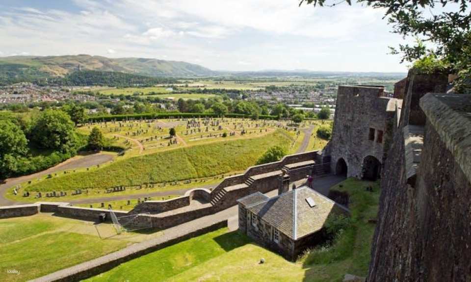 Loch Lomond, The Trossachs National Park and Stirling Castle from Glasgow