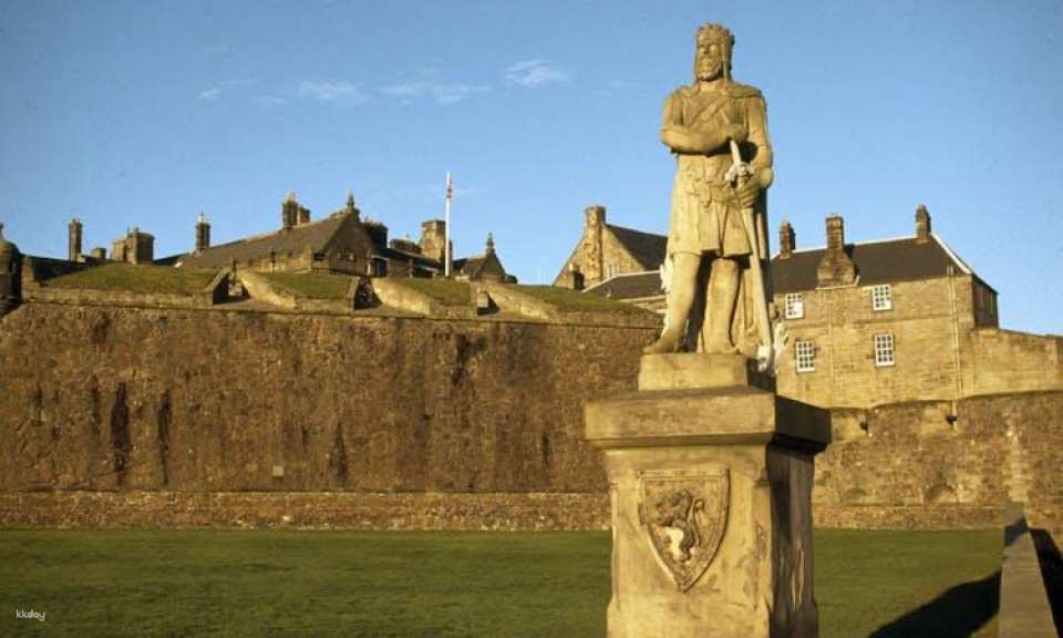 Loch Lomond, The Trossachs National Park and Stirling Castle from Glasgow