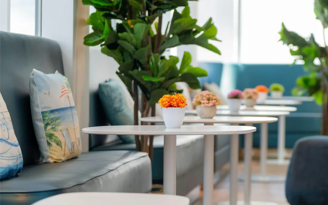 London Gatwick Airport: Plaza Express Lounge at North Terminal Image 5