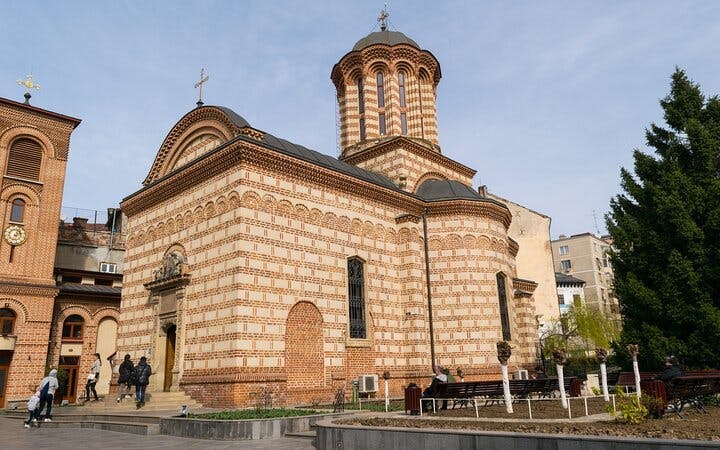 Lost Treasure of Old Town Bucharest: Self-Guided City Exploration Game Image 3