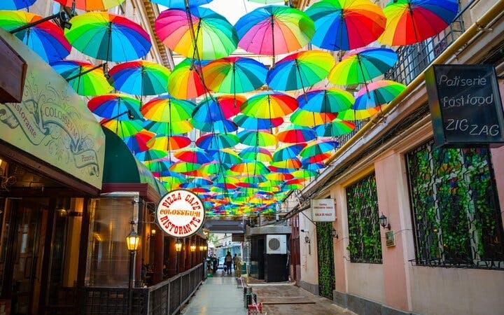 Lost Treasure of Old Town Bucharest: Self-Guided City Exploration Game Image 9