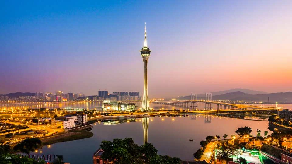 Macau Tower Observation Deck Ticket | Enjoy a panoramic view of Macau from above