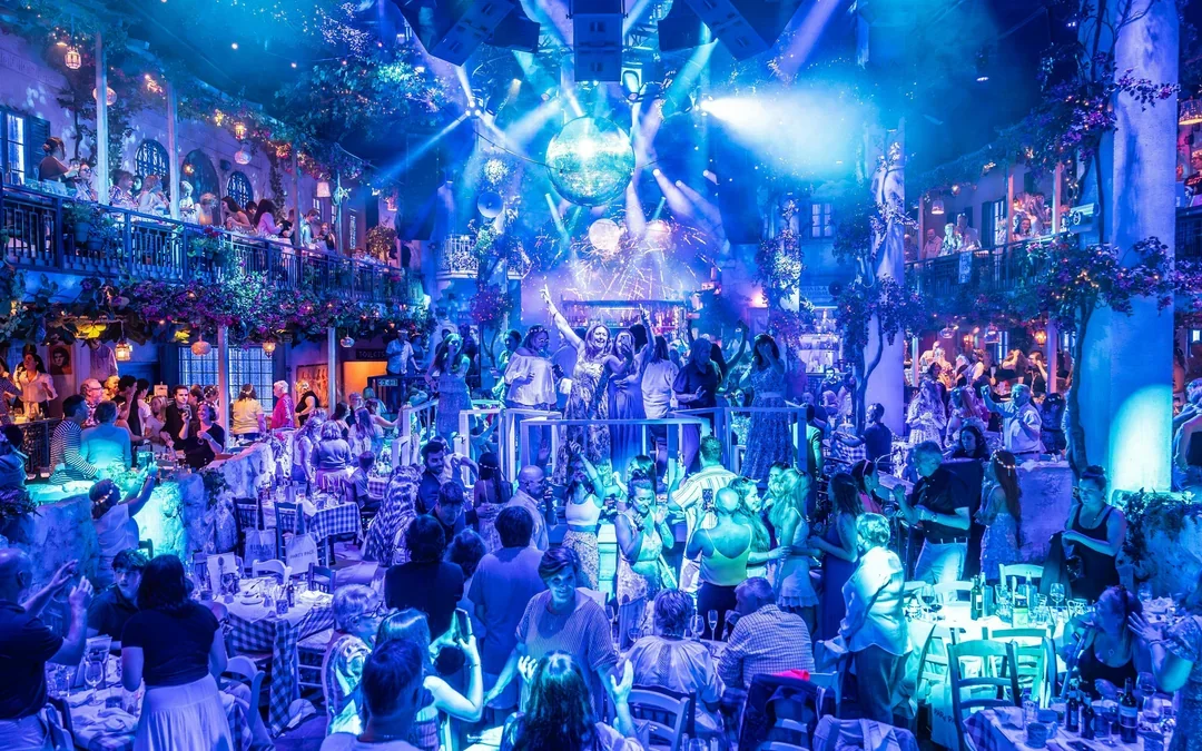 Mamma Mia! The Party Image 2