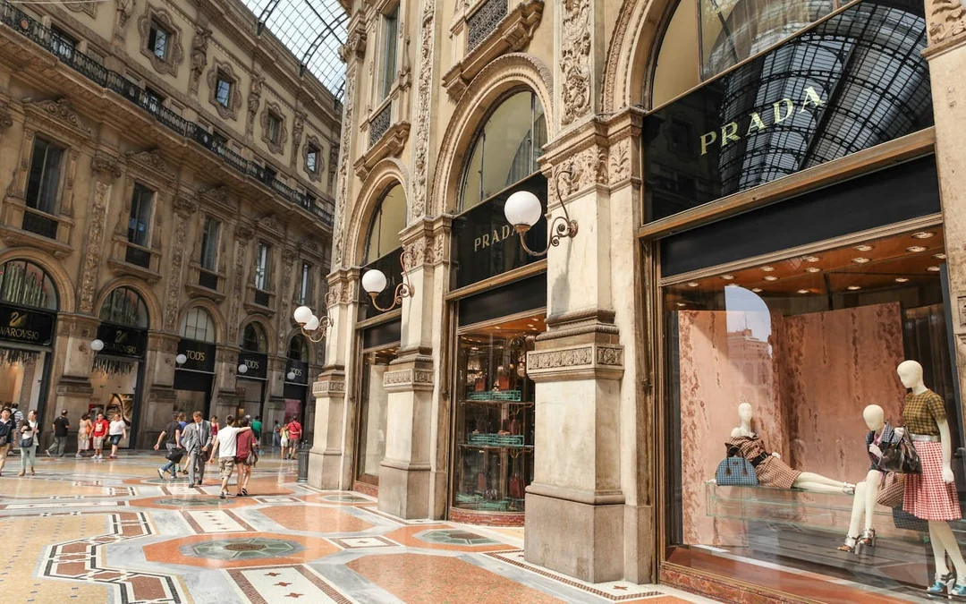 Milan Fashion Secrets: Self-Guided City Exploration Game Image 8