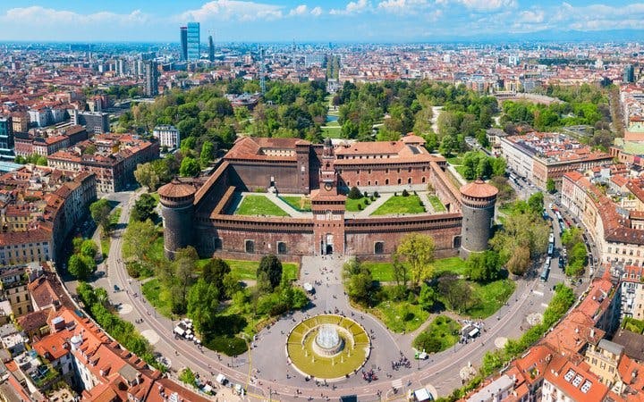 Milan Self-Guided Walking Tour on Mobile App Image 2