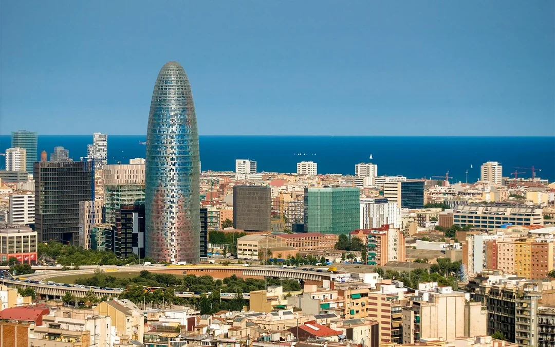 Mirador Torre Glòries Entry Tickets with Immersive Sculpture Experience  Image 10