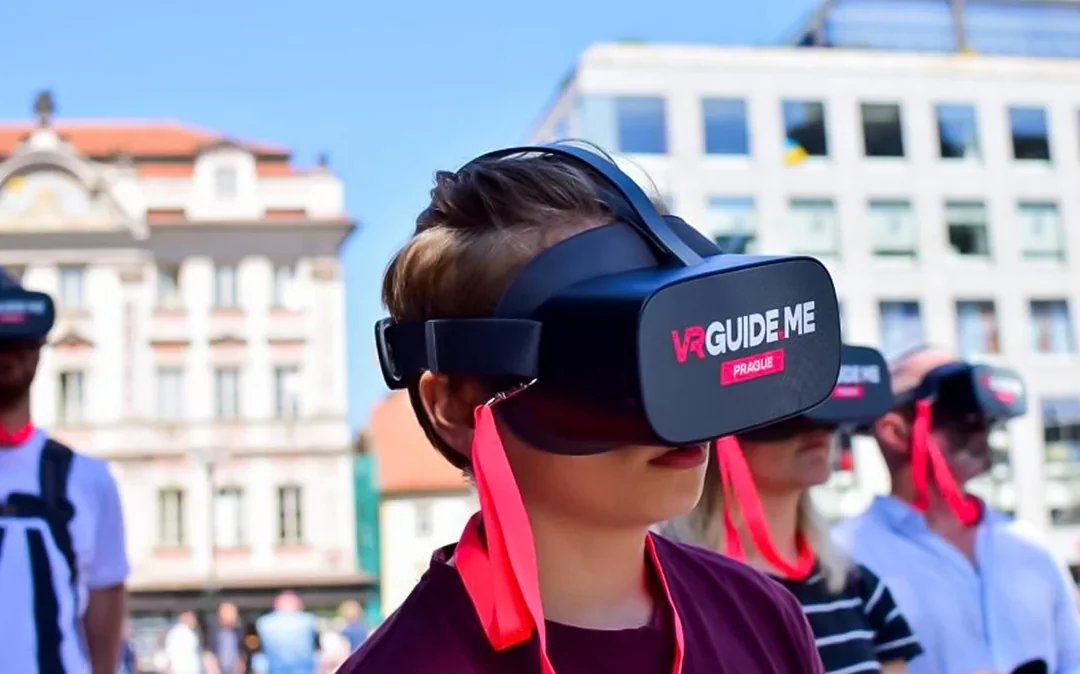 Mobile-Guided Tour of Charles Bridge & Tower with Optional VR Experience Image 7