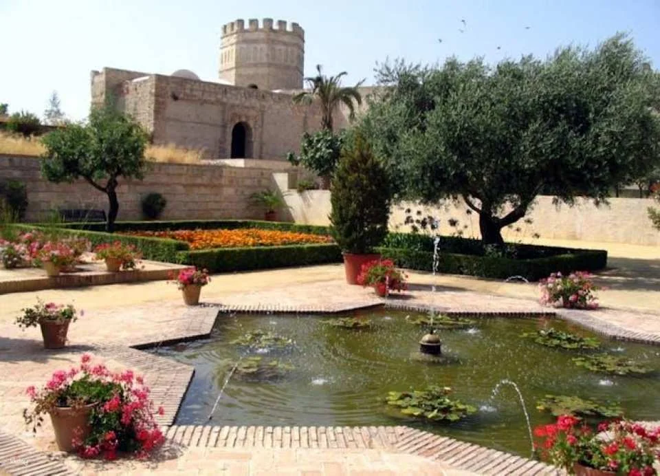 Monumental Jerez walking tour with Mudejar Alcazar and Cathedral tickets
